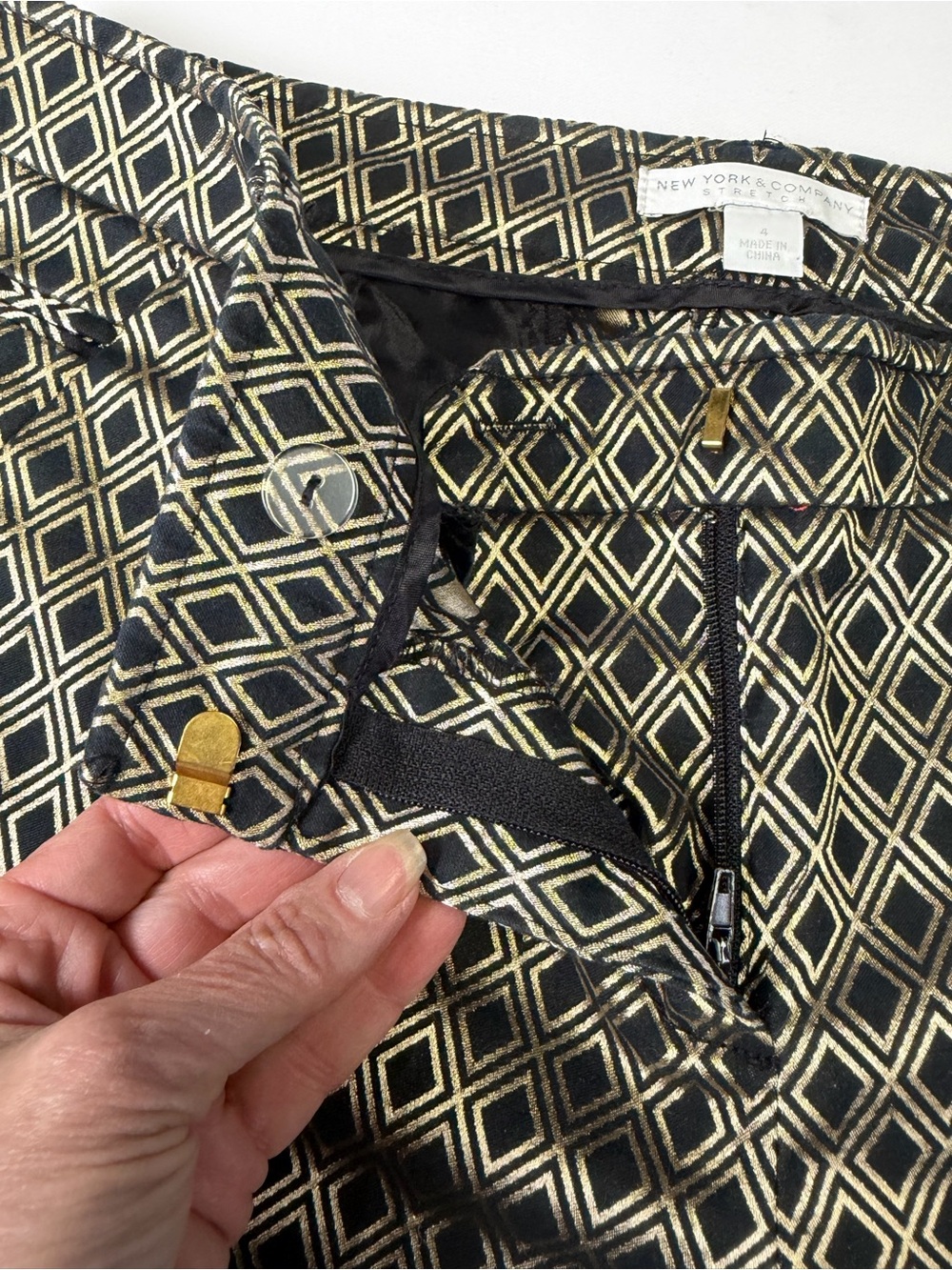 New York & Company Black and Gold Diamond Jacquard Trousers - Bold Style size 4 - Picture 6 of 16